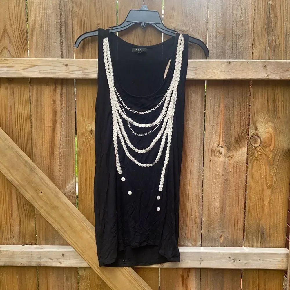 Pearl tank top sz. L